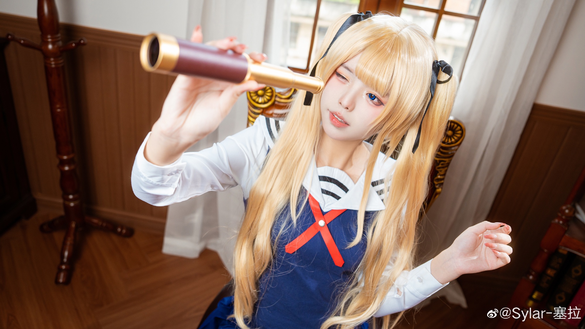 才…才不要祝你新年快乐呢!