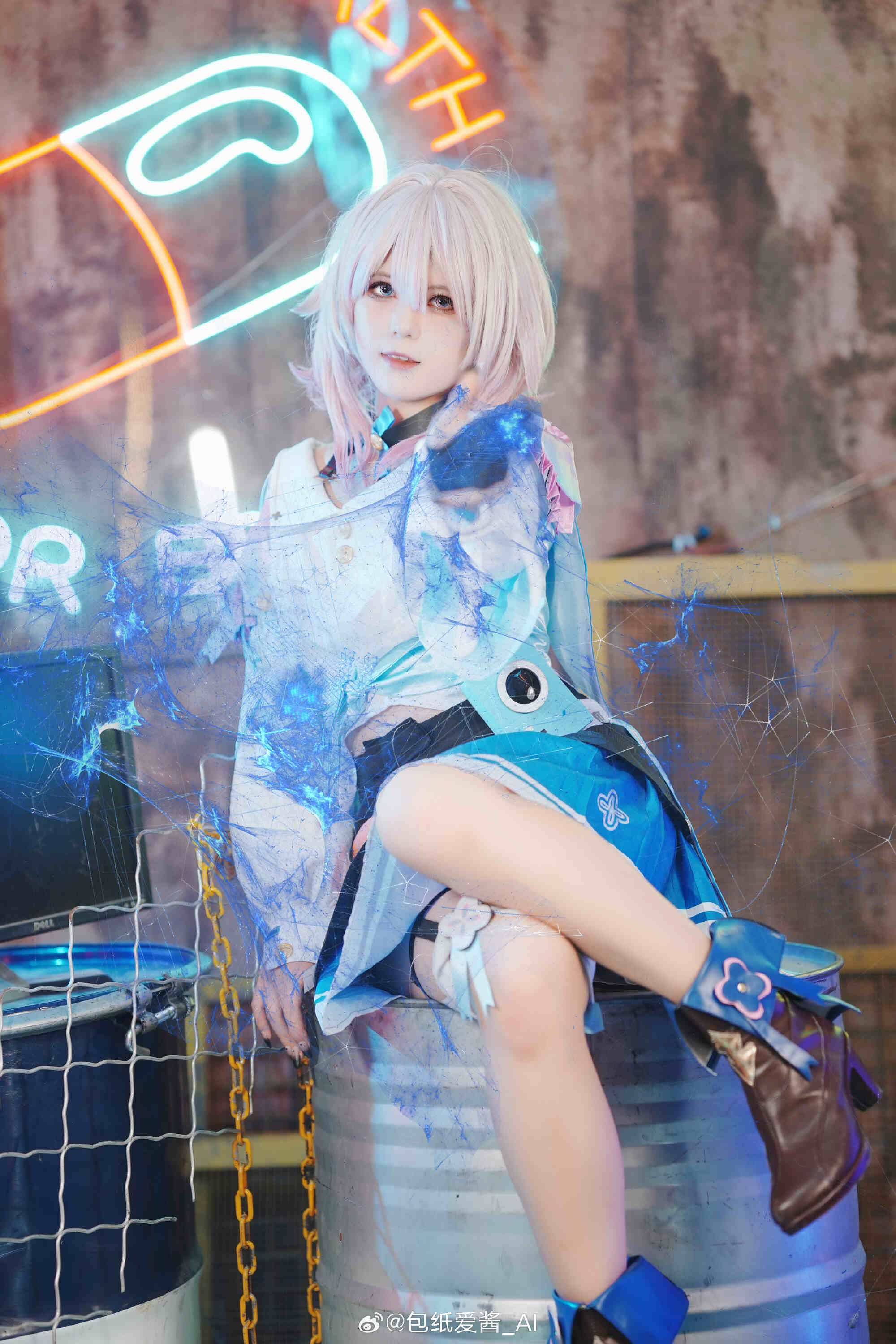 一度沉睡于恒冰,对过去一无所知的少女。崩坏星穹铁道 三月七