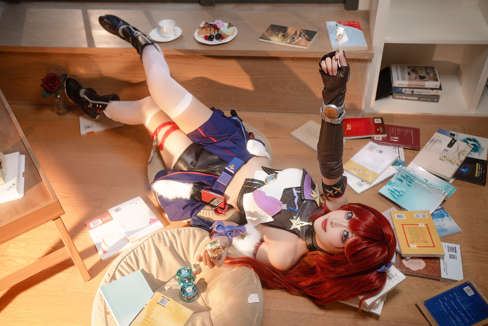 老师，到这里来！ 在秋叶原拍了杏山和纱