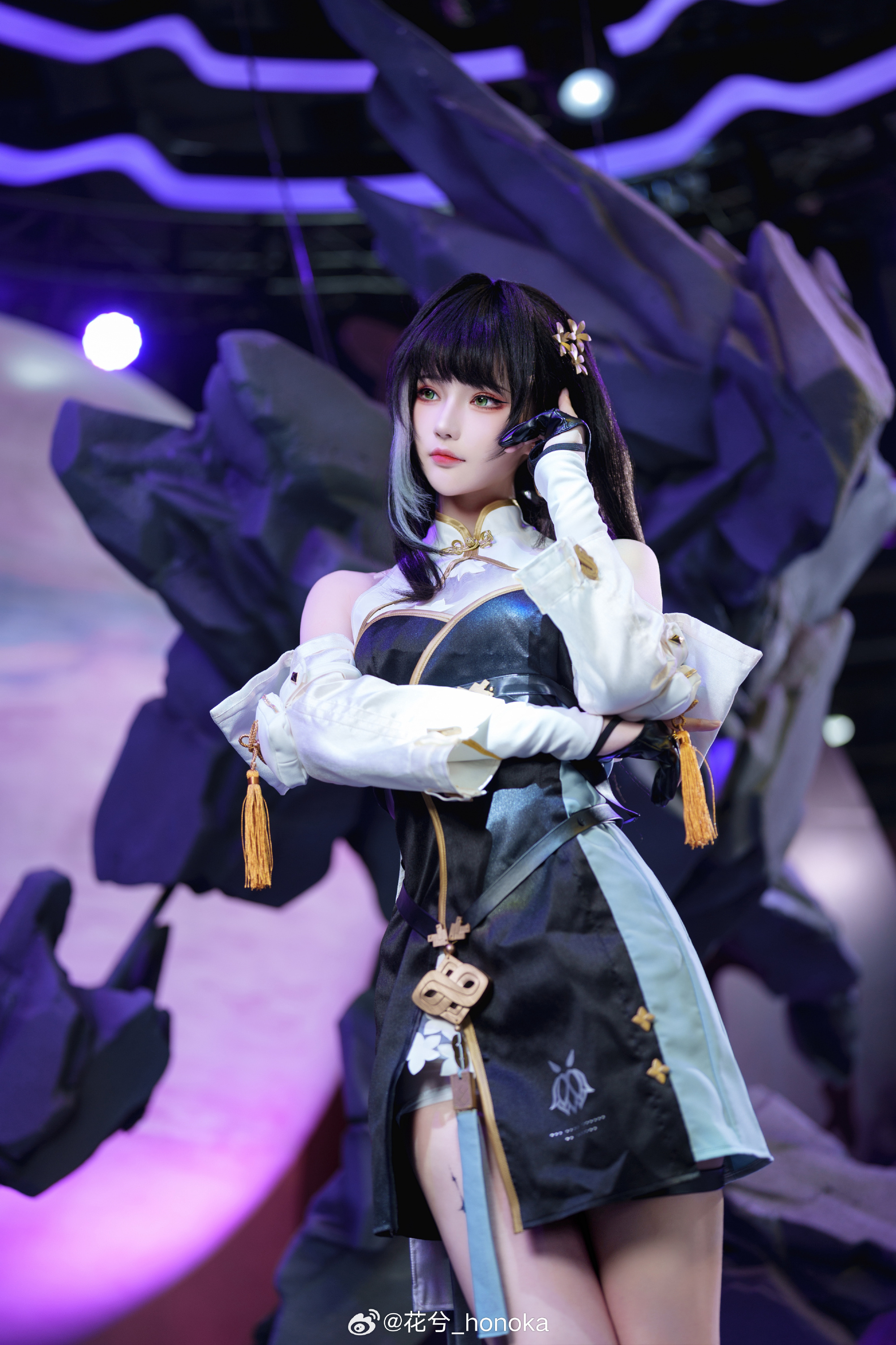 哎呀~你更喜欢哪个我呢