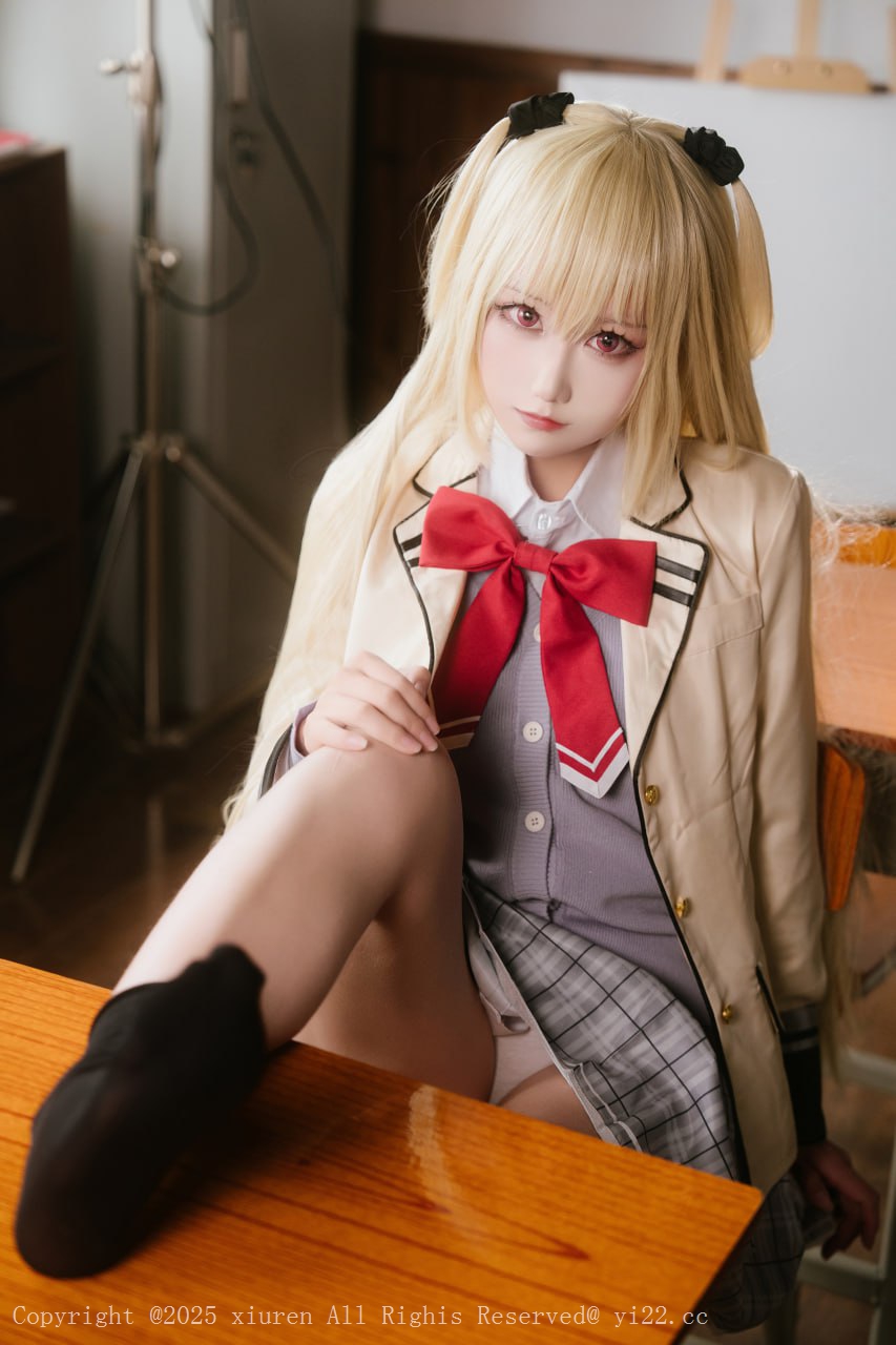 lunananya_写真coser美图作品合集下载|更新至 48 期 - 预览图 5 lunananya_写真coser美图作品合集下载|更新至 48 期 - 预览图 5