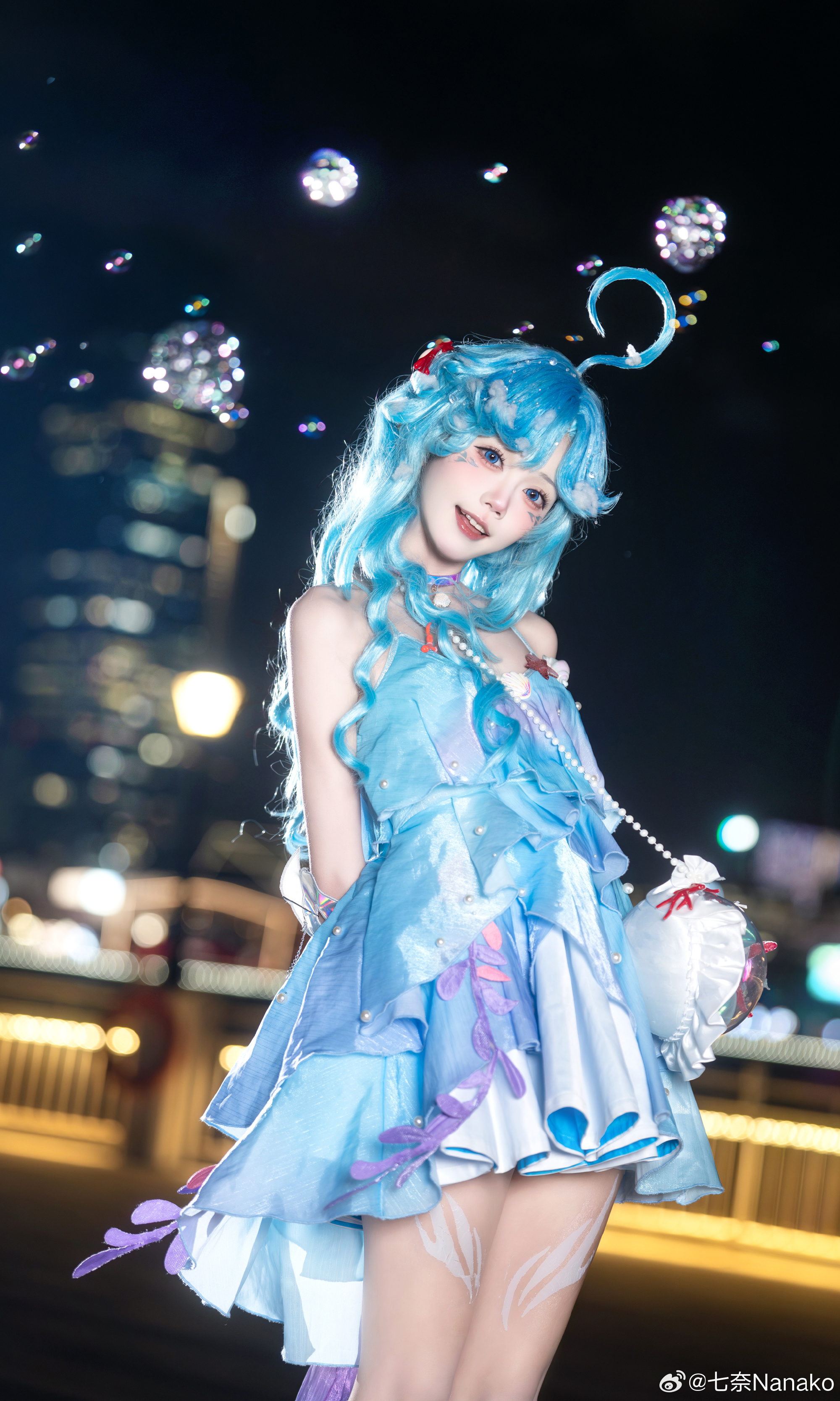 Cosplay｜王者荣耀 哇 朵朵为了打破次元壁有多拼！@聪明鯊鯊万