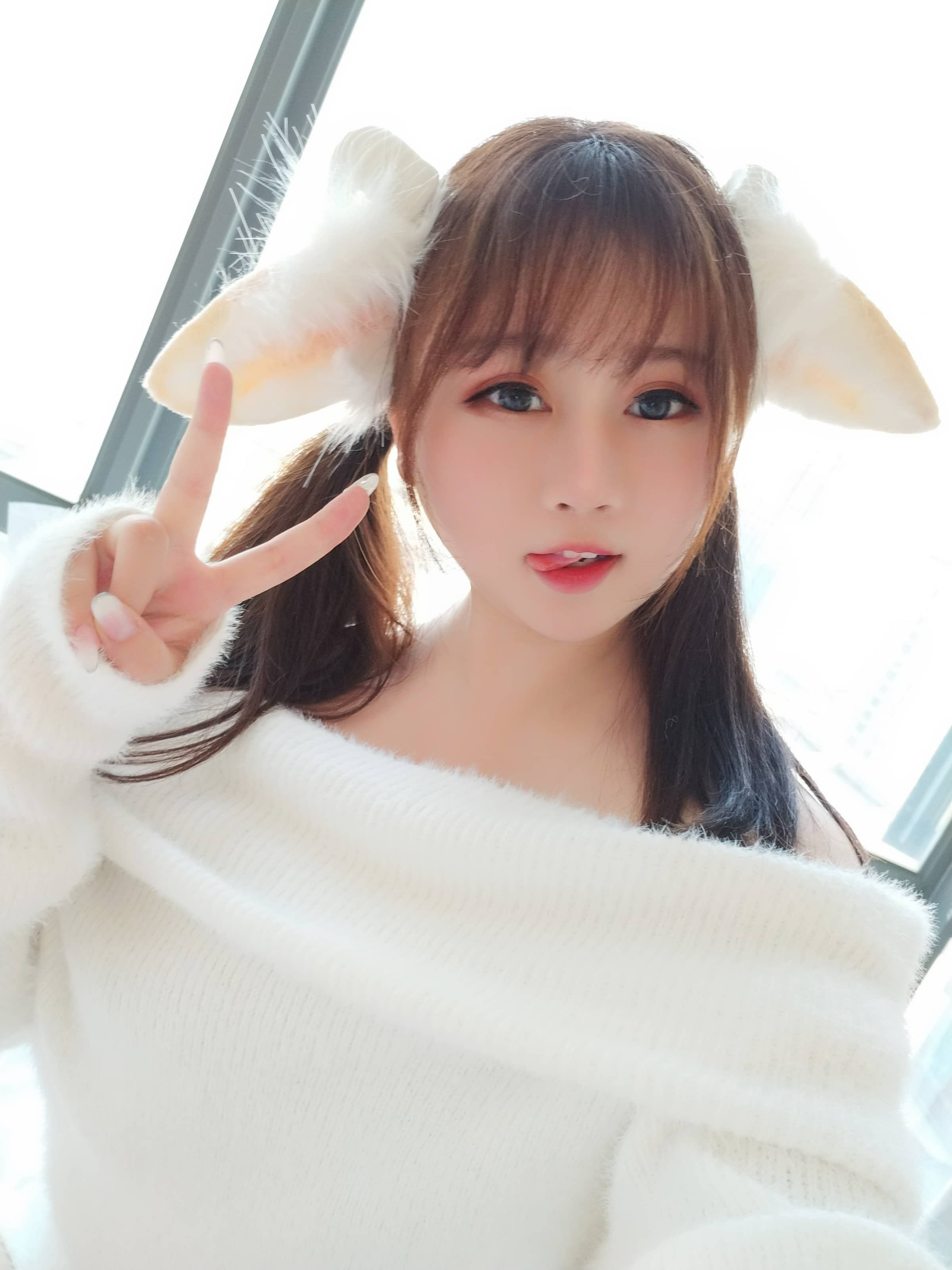 是依酱吖_全部写真作品合集|更新至 87 期 - 预览图 1 是依酱吖_全部写真作品合集|更新至 87 期 - 预览图 1