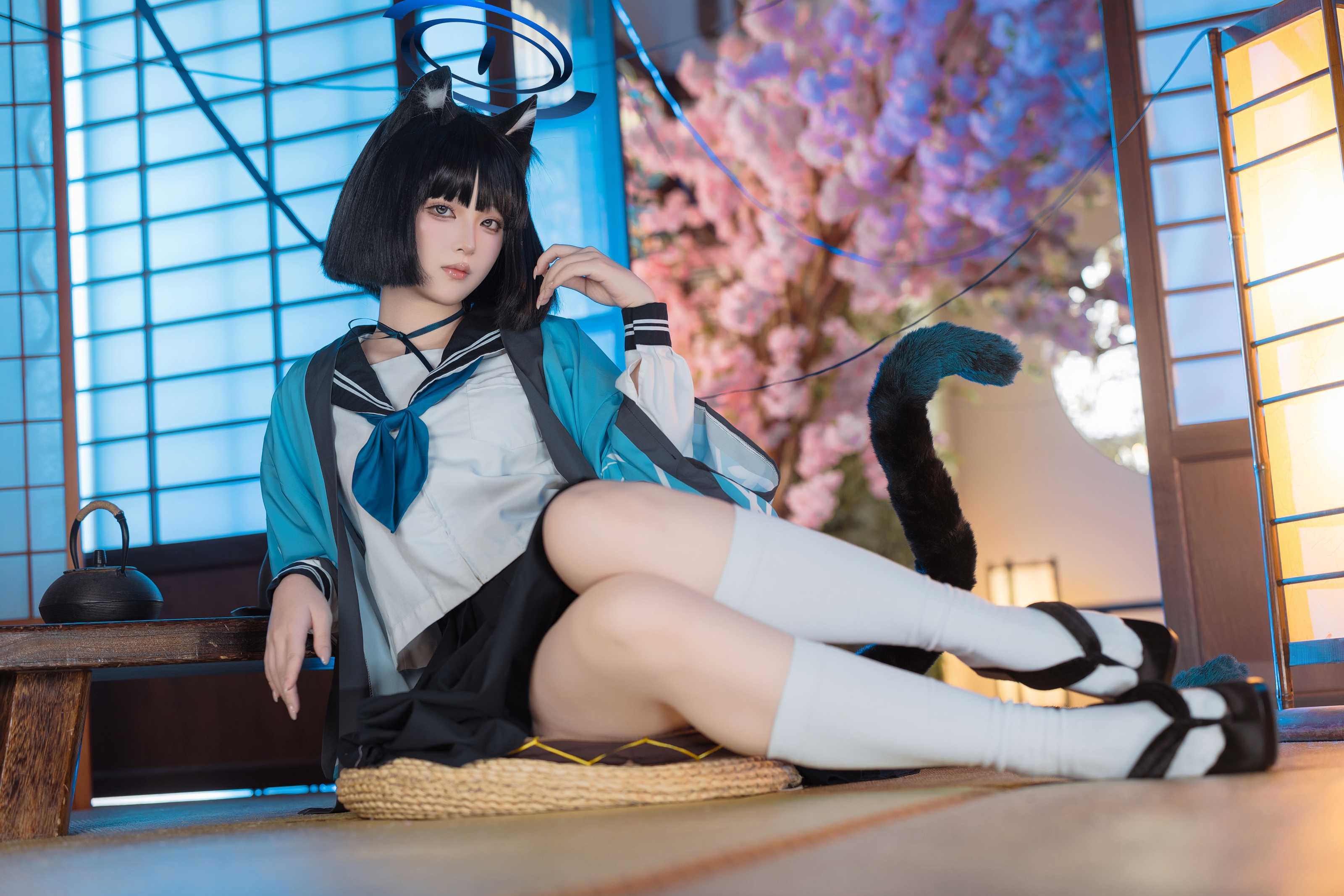 屿鱼Yukako 蔚蓝档案 桐生桔梗,摄影师镜头下的学院偶像与光影交织的视觉叙事 - 预览图 2 屿鱼Yukako 蔚蓝档案 桐生桔梗,摄影师镜头下的学院偶像与光影交织的视觉叙事 - 预览图 2