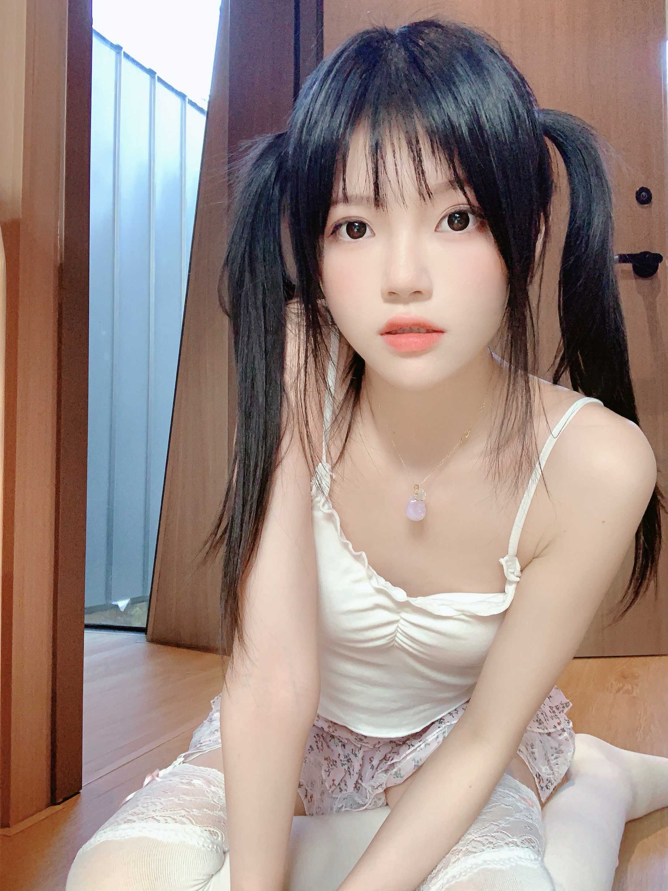 025-263_002-49pxtw91r3vn1a90 025-263_002-49pxtw91r3vn1a90